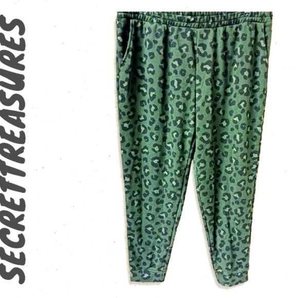 SECRET TRESURE Women's Leopard Print Soft Cuffed Sleep Or Lounge Wear. - Picture 1 of 13